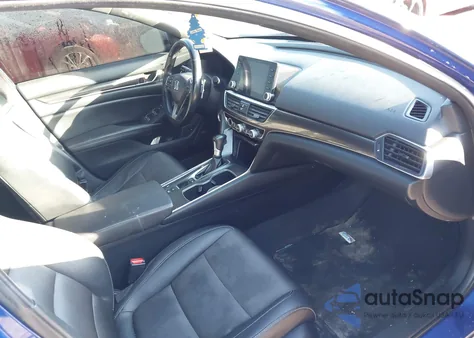 2019 Honda Accord Sport z USA, uszkodzony, nr VIN 1HGCV1F33KA160507